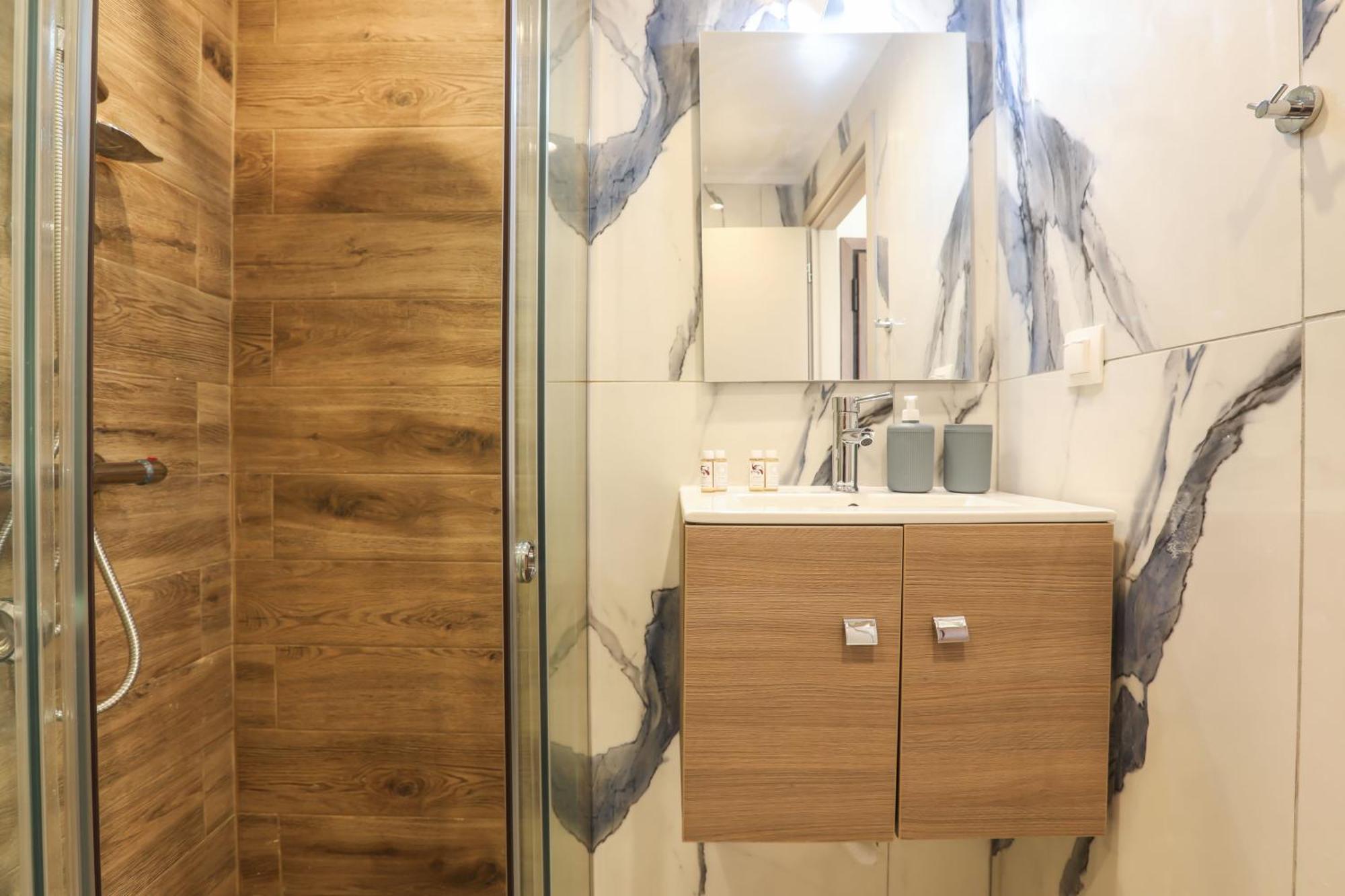 Apartment Solonos Homes *