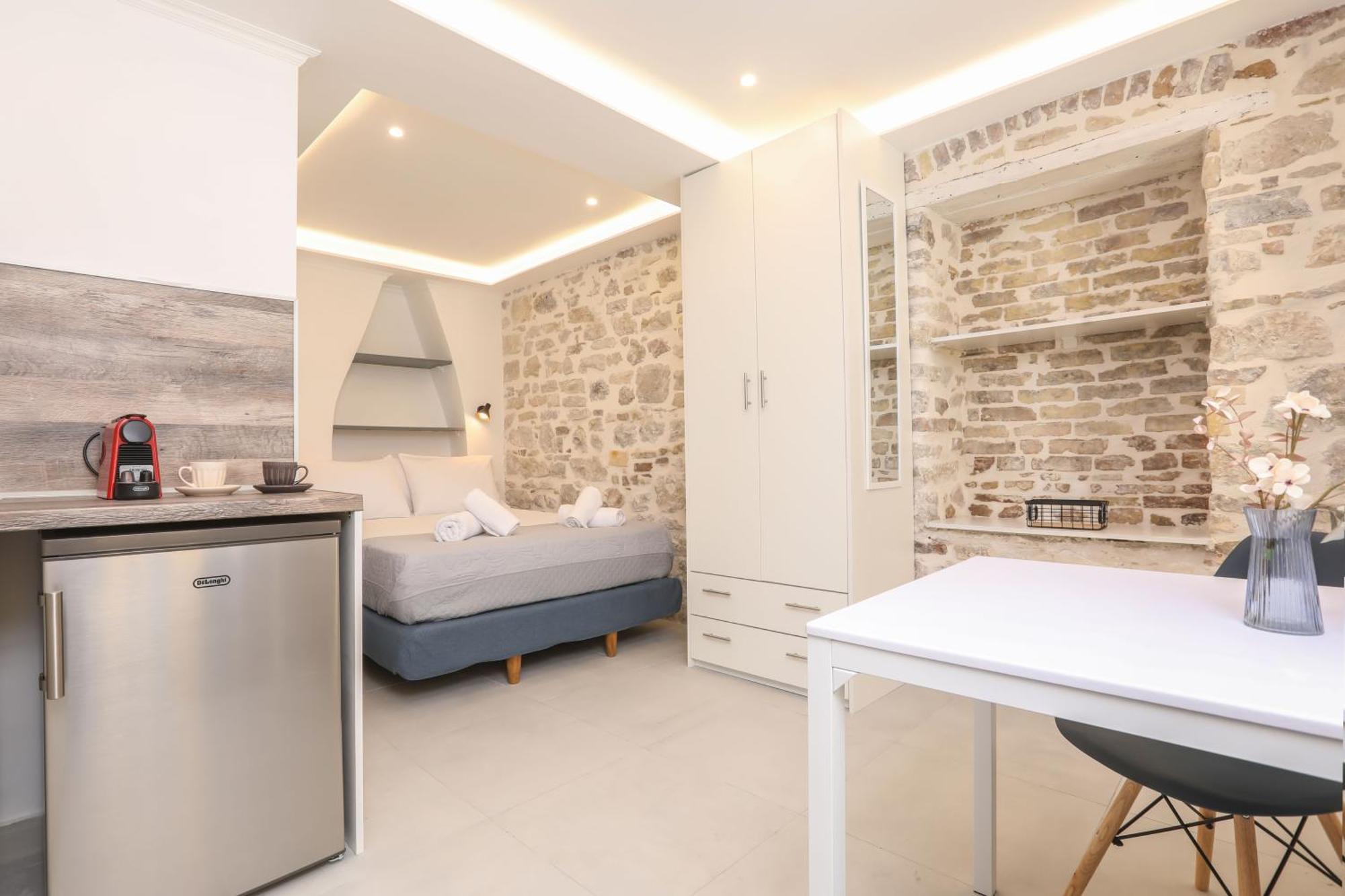 Apartment Solonos Homes